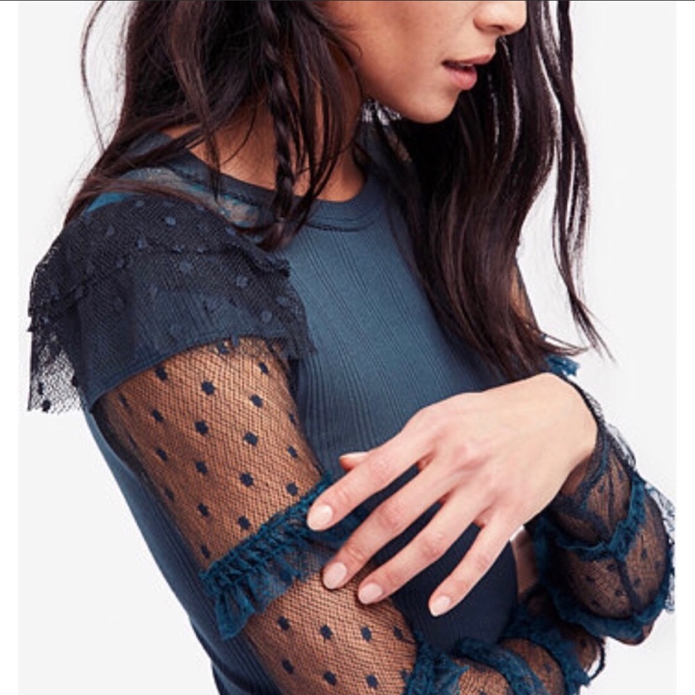 FREE PEOPLE Kiss Ruffle Lace Top ***TOP RATED NWT - Picture 4 of 8